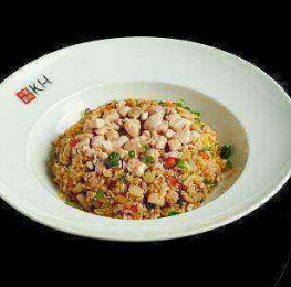Fried rice with chicken and truffle oil