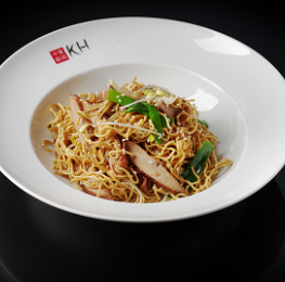 Noodle soup with shrimp and baked pork
